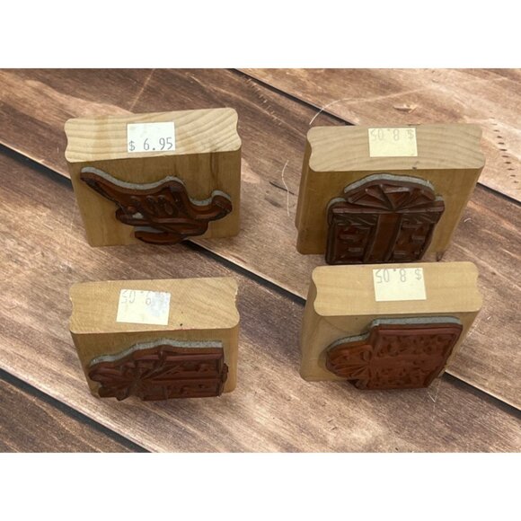DENAMI DESIGN WOOD MOUNTED RUBBER STAMP SET OF 4 HOLIDAY GIFT BOX JOY - Picture 4 of 7